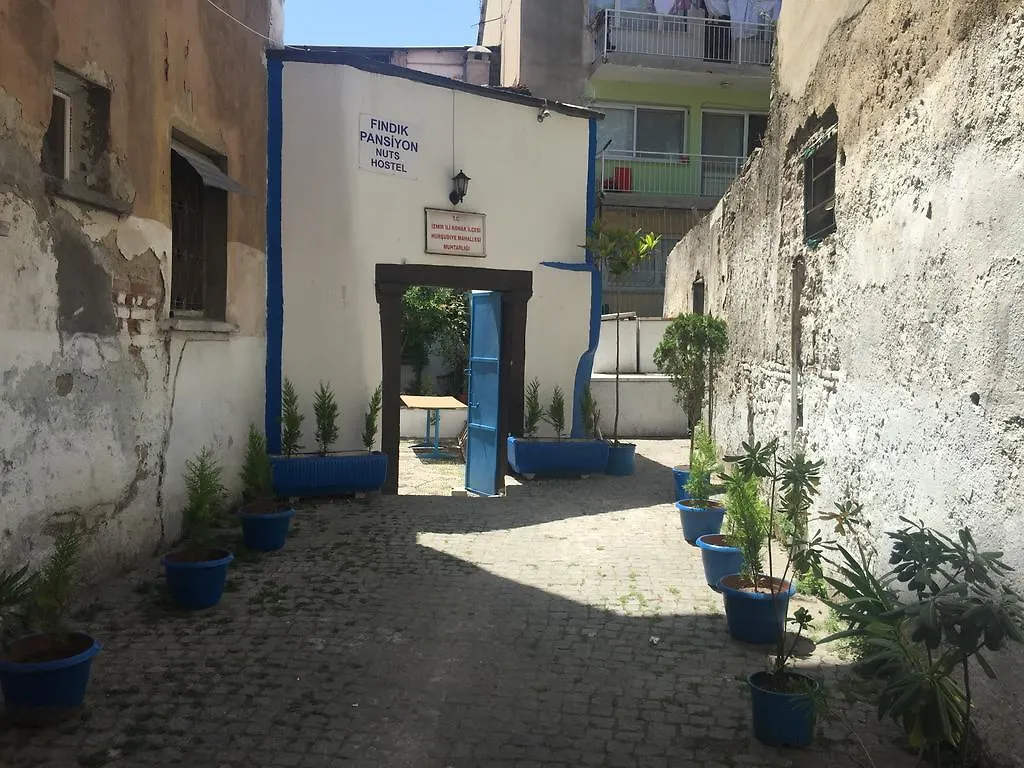 Findik Pansiyon İzmir Hostel